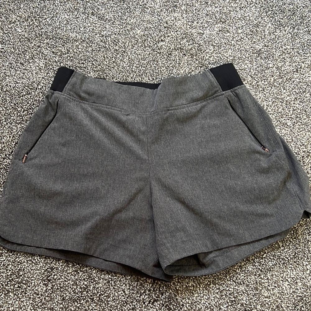 calia shorts size small
